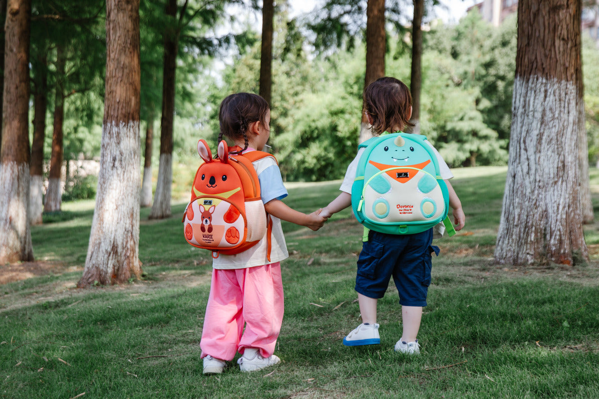 backpack travel with toddler Buddy Bag Lightweight Kids Momomi and Wildkins 12 Inch Backpack is full of features that put the fun in functionality 8 Must-Haves For Your Kid's